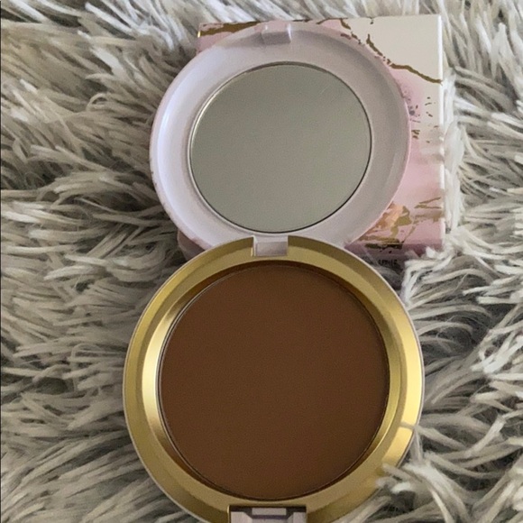 MAC cosmetics Next to Nothing Bronzing Powder - Picture 5 of 11